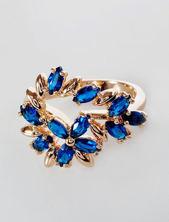 

Кольцо из бижутерного сплава р.  Lotus Jewelry Камелия 3037R-26sz, шпинель, Кольцо со шпинелью "Камелия" 3037R-26sz
