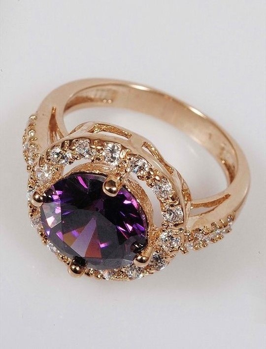 

Кольцо из бижутерного сплава р.  Lotus Jewelry 384R-007am, аметист/циркон, Кольцо с аметистом "Круг в цирконах" 384R-007am