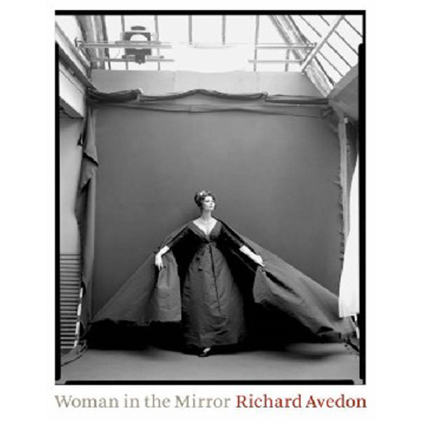 

Richard Avedon: Woman in the mirror / Avedon/Hollander