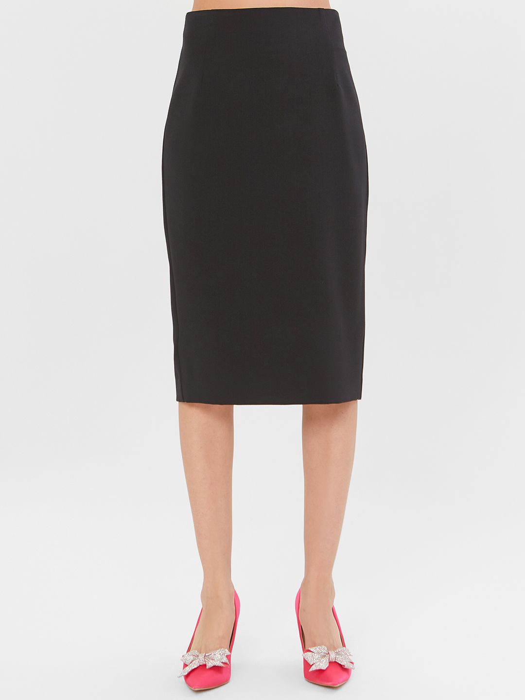 Юбка женская Lo 17232002 черная 48 RU