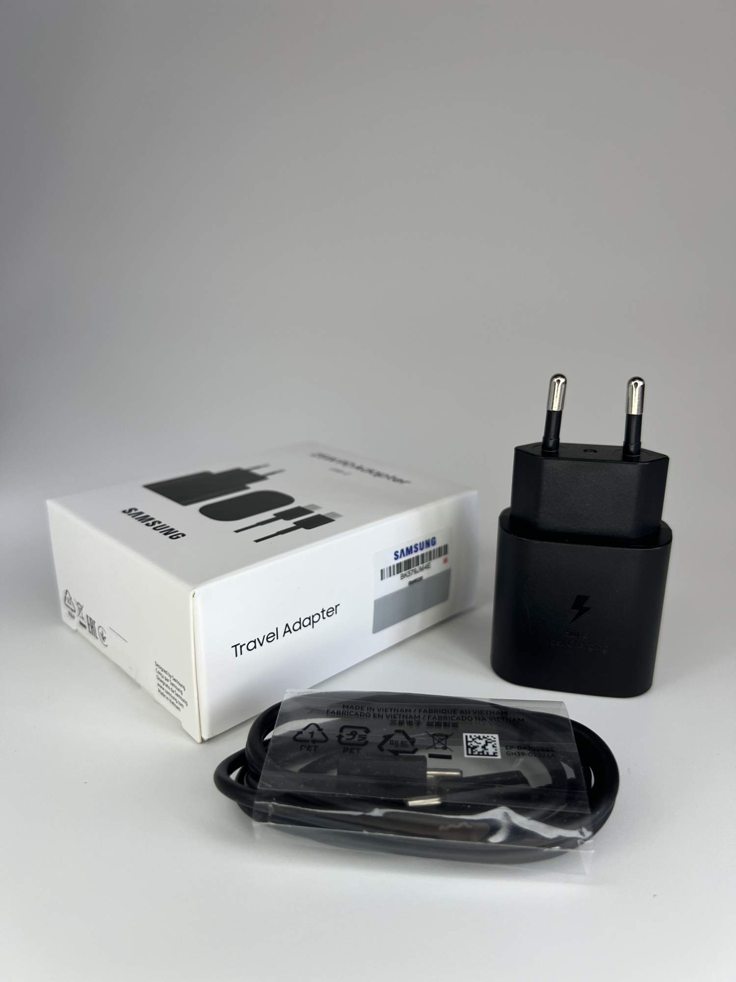 

Сетевое зарядное устройство Samsung EP-TA800 25 Вт с кабелем Type-C, EP-TA800XBEGRU