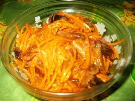 

Салат Домашний вкус Морковь по-корейски с грибами 300 г