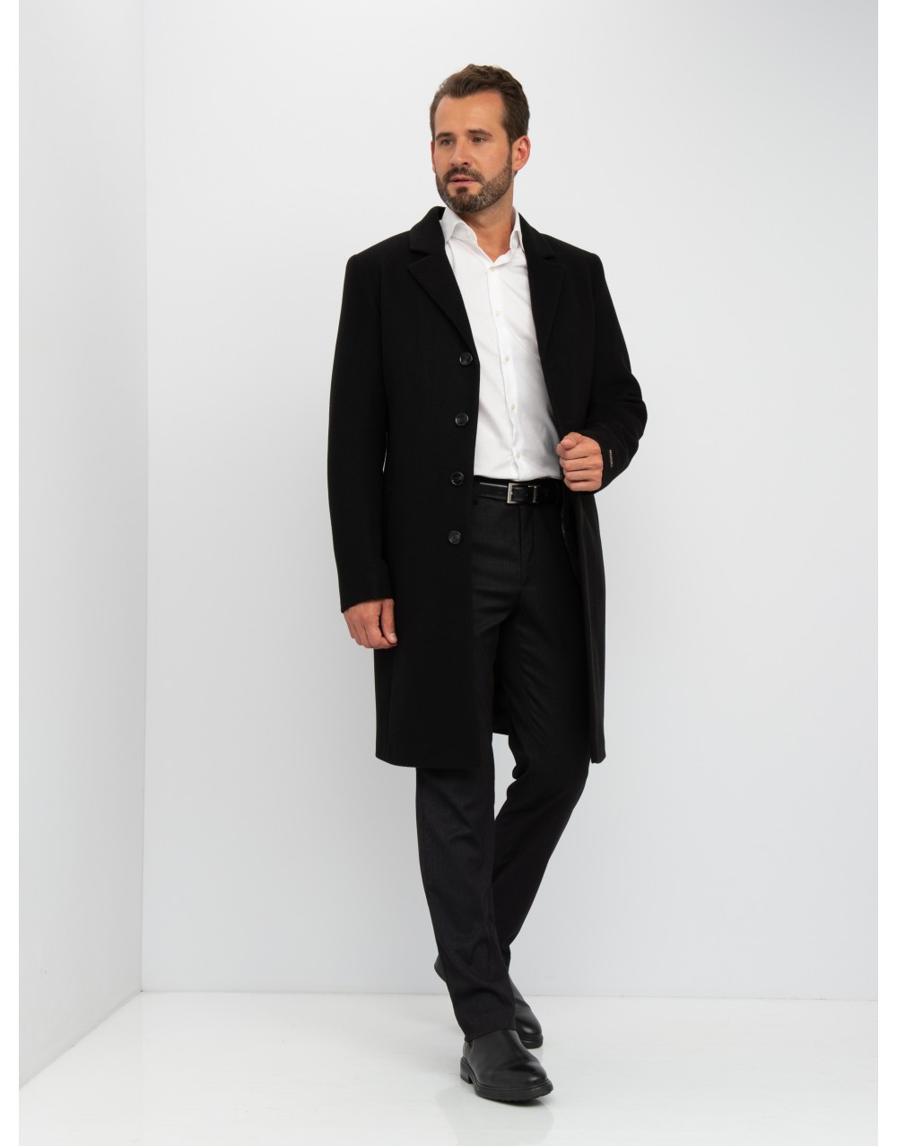 

Пальто мужское MISTEKS DESIGN 21602 черное 50/182 RU, Черный, 21602