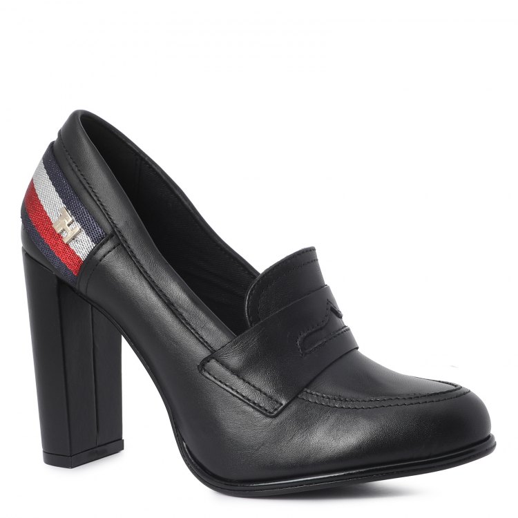 Tommy hilfiger women's rosario deals block heel boots