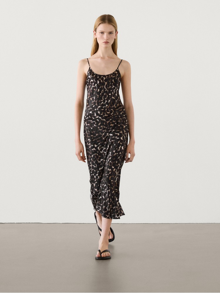 

платье женское Massimo Dutti 6610/848-I2024 черное L, Черный, 6610/848-I2024