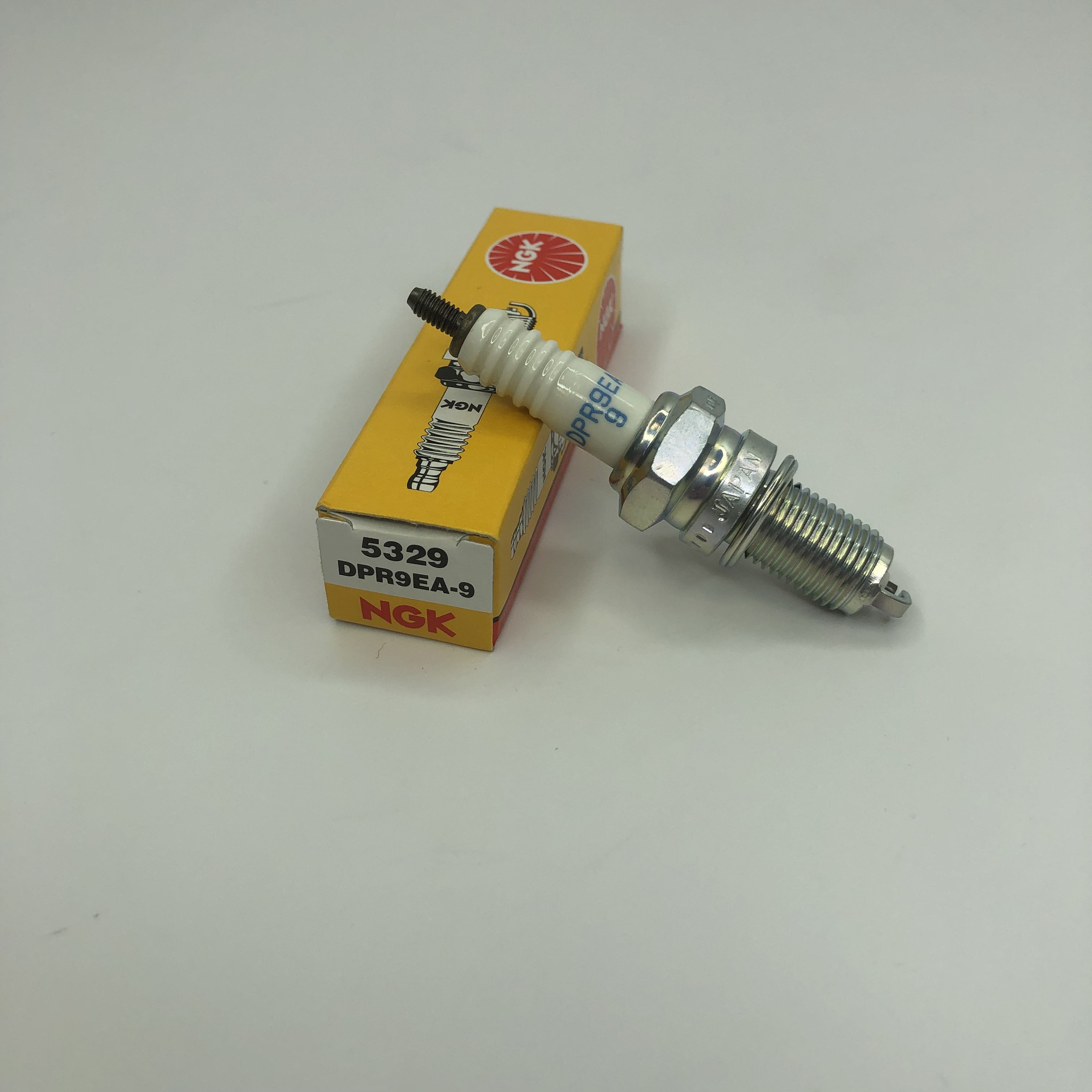 

Свеча зажигания NGK NGK_DPR9EA9, DPR9EA9