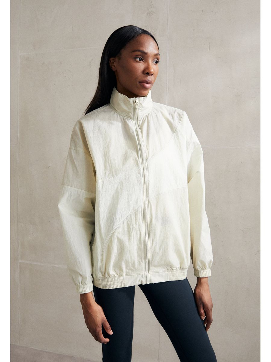 

Ветровка женская Under Armour UN241F05N бежевая S, Бежевый, UN241F05N