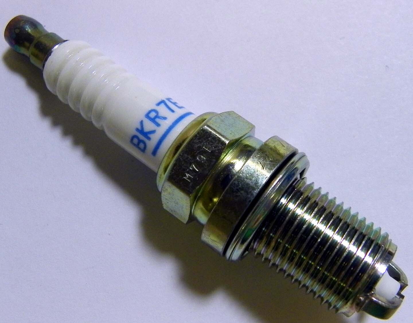 

Свеча зажигания NGK NGK_BKR5EKU, BKR5EKU