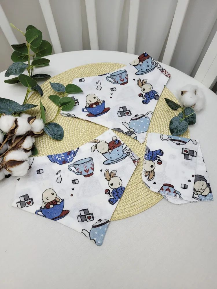 Нагрудники муслиновые Голубое чаепитие + 2 платочка в подарок