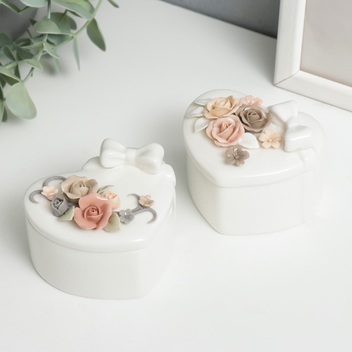 

Шкатулка керамика сердце "Бант и розы" МИКС 5,8х8х6,8 см