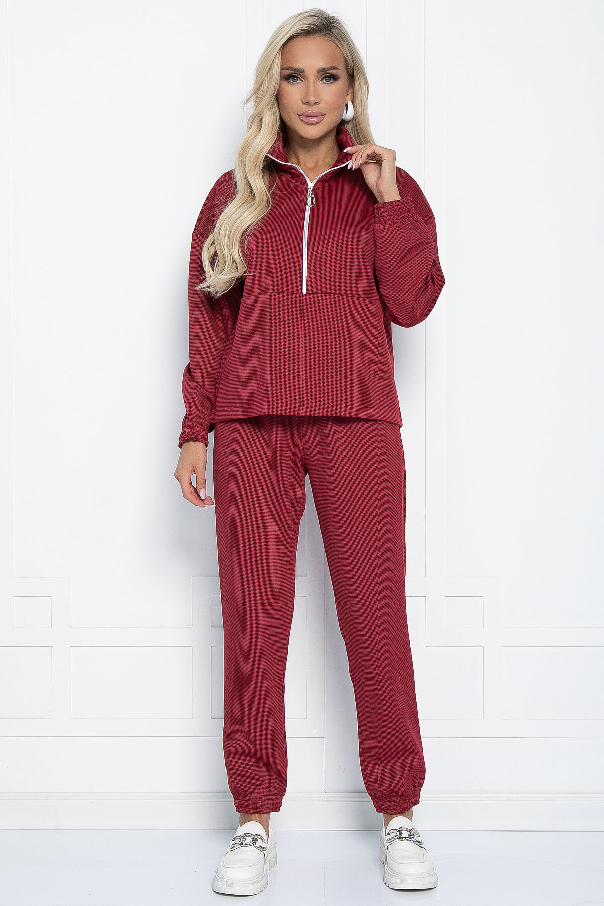 

Костюм женский LT Collection Спорти бордовый 44 RU, Спорти