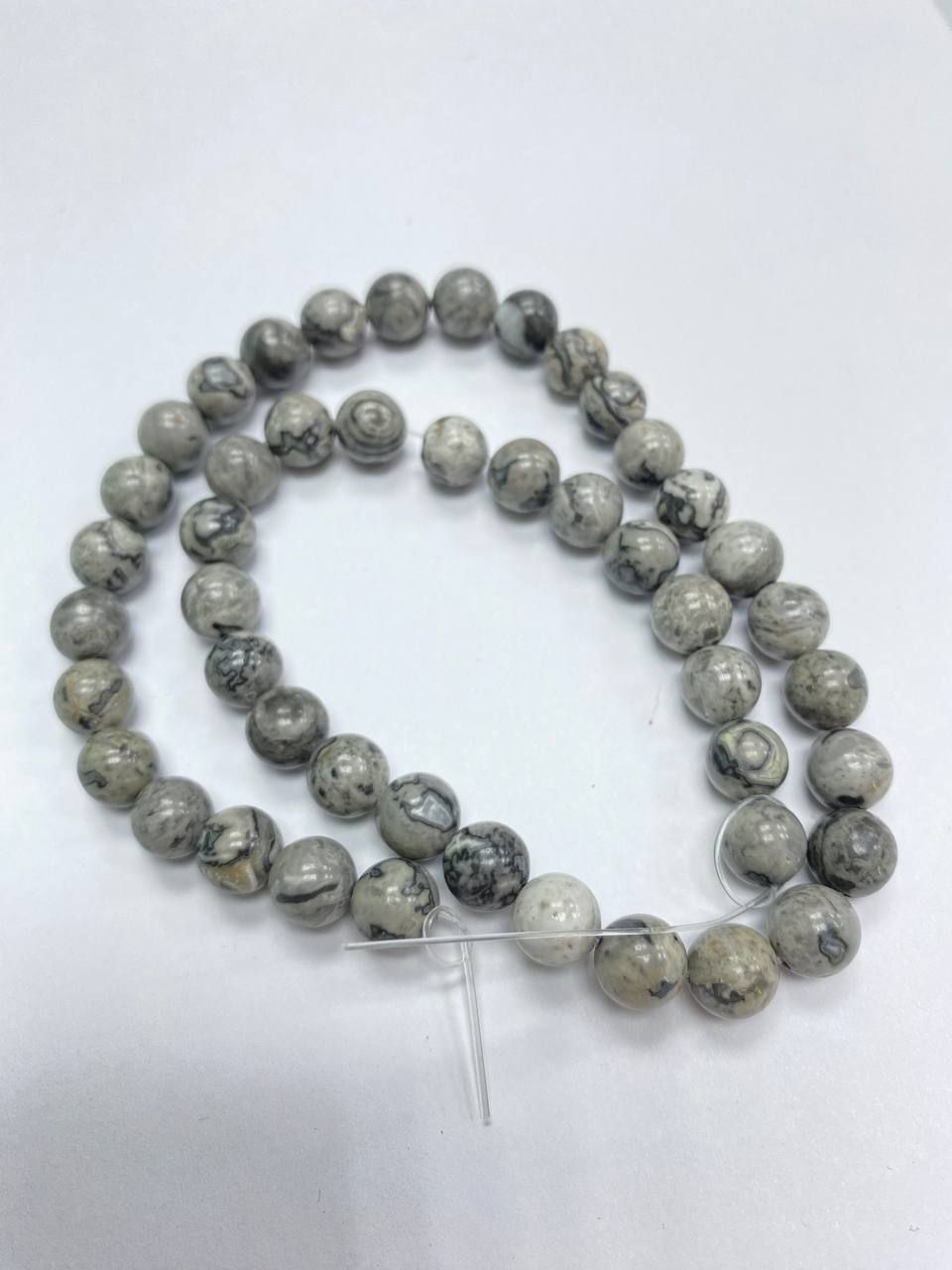 

Бусины из серой яшмы шарик 8 мм, длина нити 38 см, 46 бусин beads9, Серый, beads9