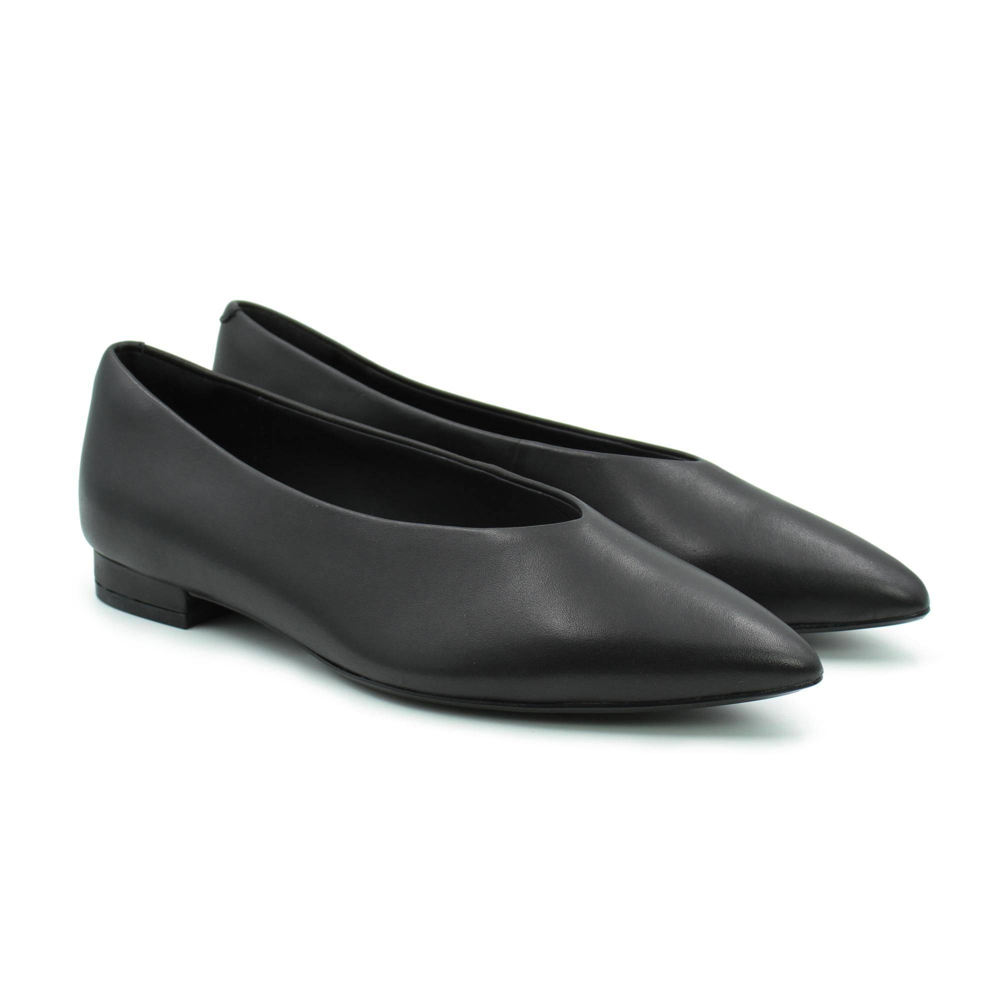

Туфли женские Clarks Laina15 Easy 26161544 черные 41.5 EU, Черный, Laina15 Easy 26161544