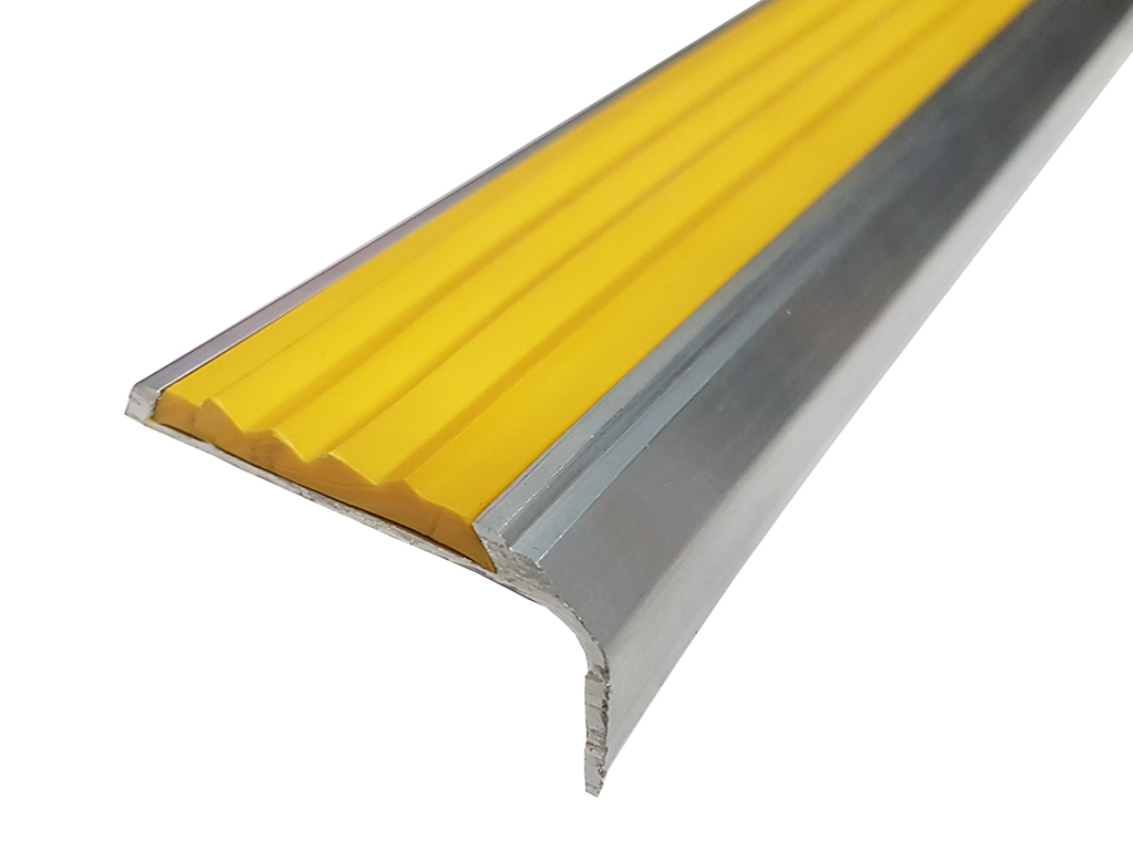 фото Алюминиевый угол-порог с резиновой вставкой, цвет вставки желтый, длина 1м, упаковка 5 шт safetystep