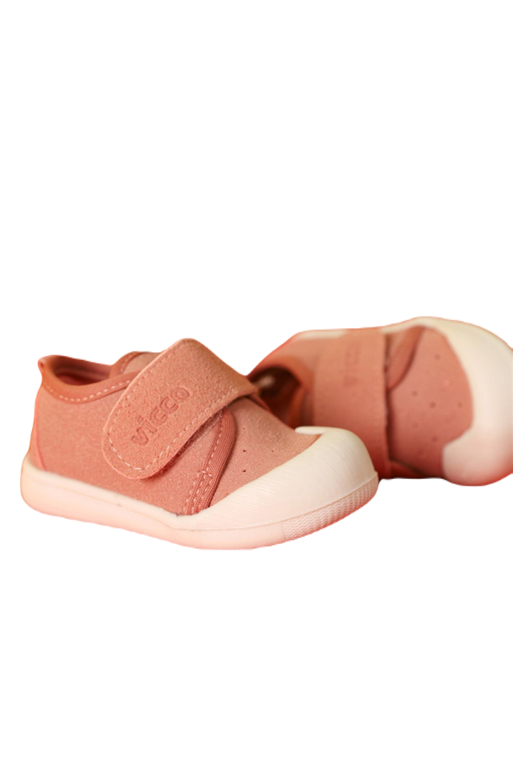 

Кроссовки для первых шагов UglyDuck Kids Boutique р. 21 арт. 807 (доставка из-за рубежа), 807