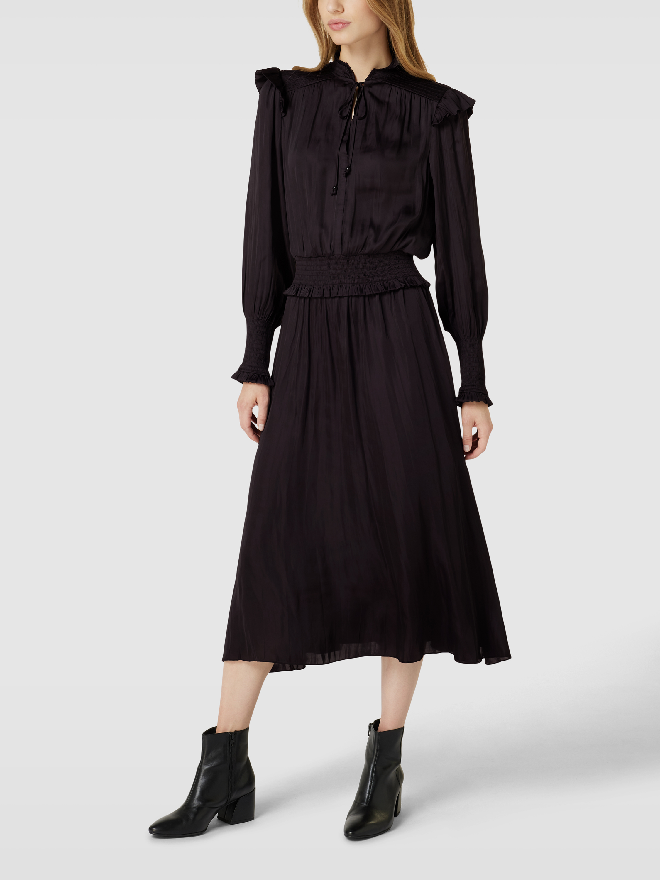 

Платье женское Scotch & Soda 1625441 черное S доставка из-за рубежа, Черный, 1625441