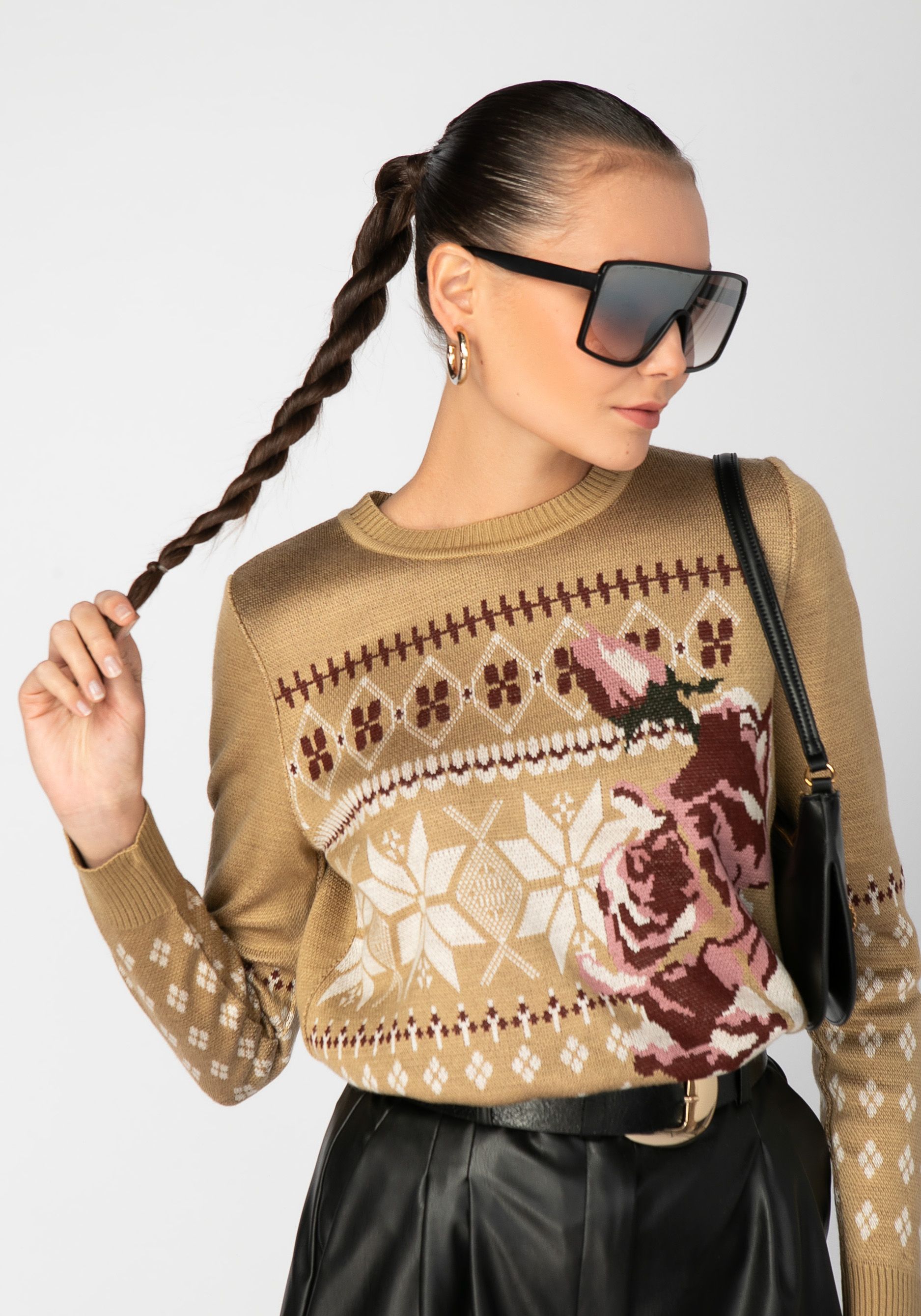 

Джемпер женский Vivawool 309145 коричневый 48 RU, 309145