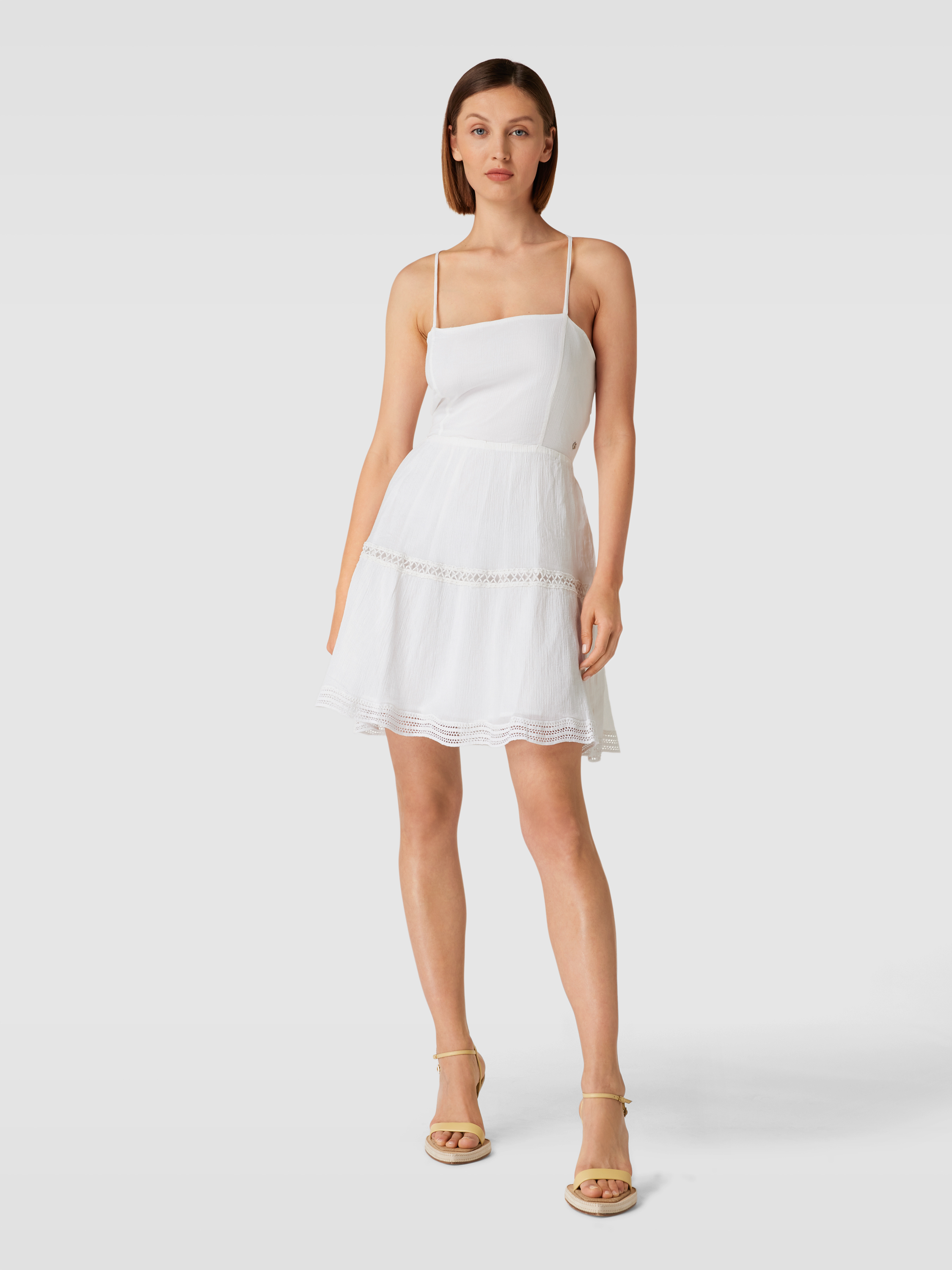 

Сарафан женский Guess 1722700 белый M доставка из-за рубежа, 1722700
