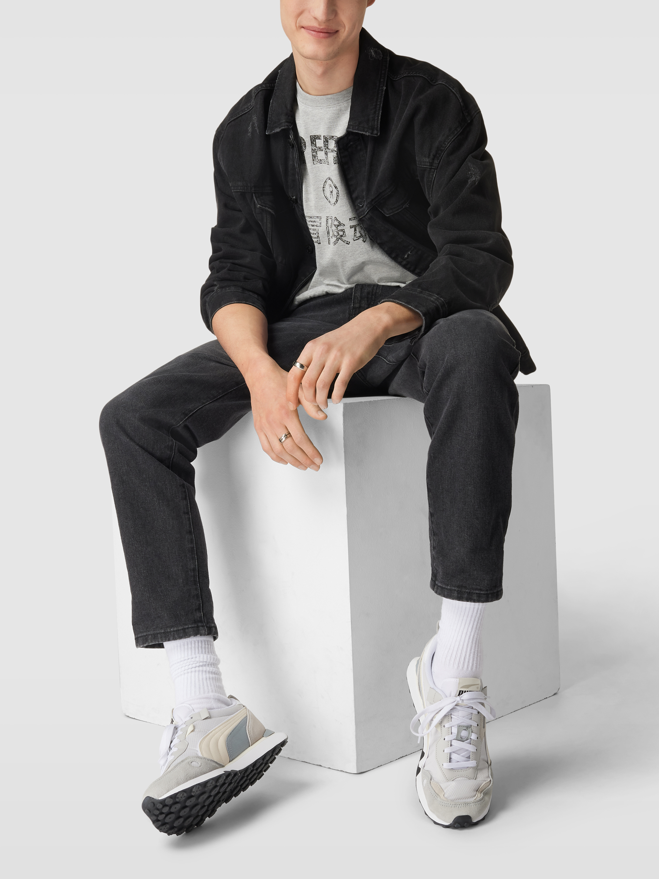 

Футболка мужская Superdry 1725625 серая XL доставка из-за рубежа, Серый, 1725625