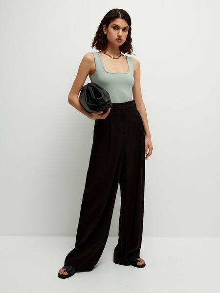 

Майка женская ZARINA 2367515429 зеленая XS, 2367515429