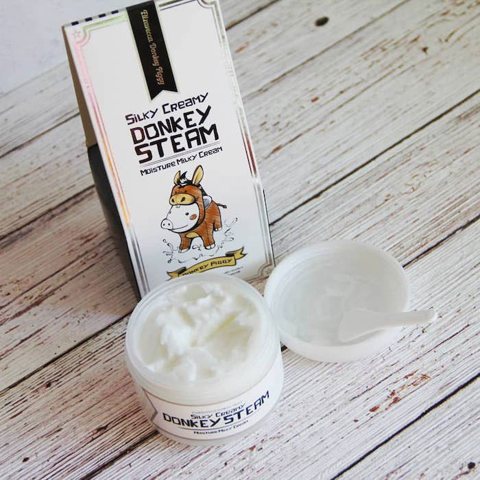 

Крем для лица Elizavecca Silky Creamy Donkey Steam Moisture с ослиным молоком, 100 мл
