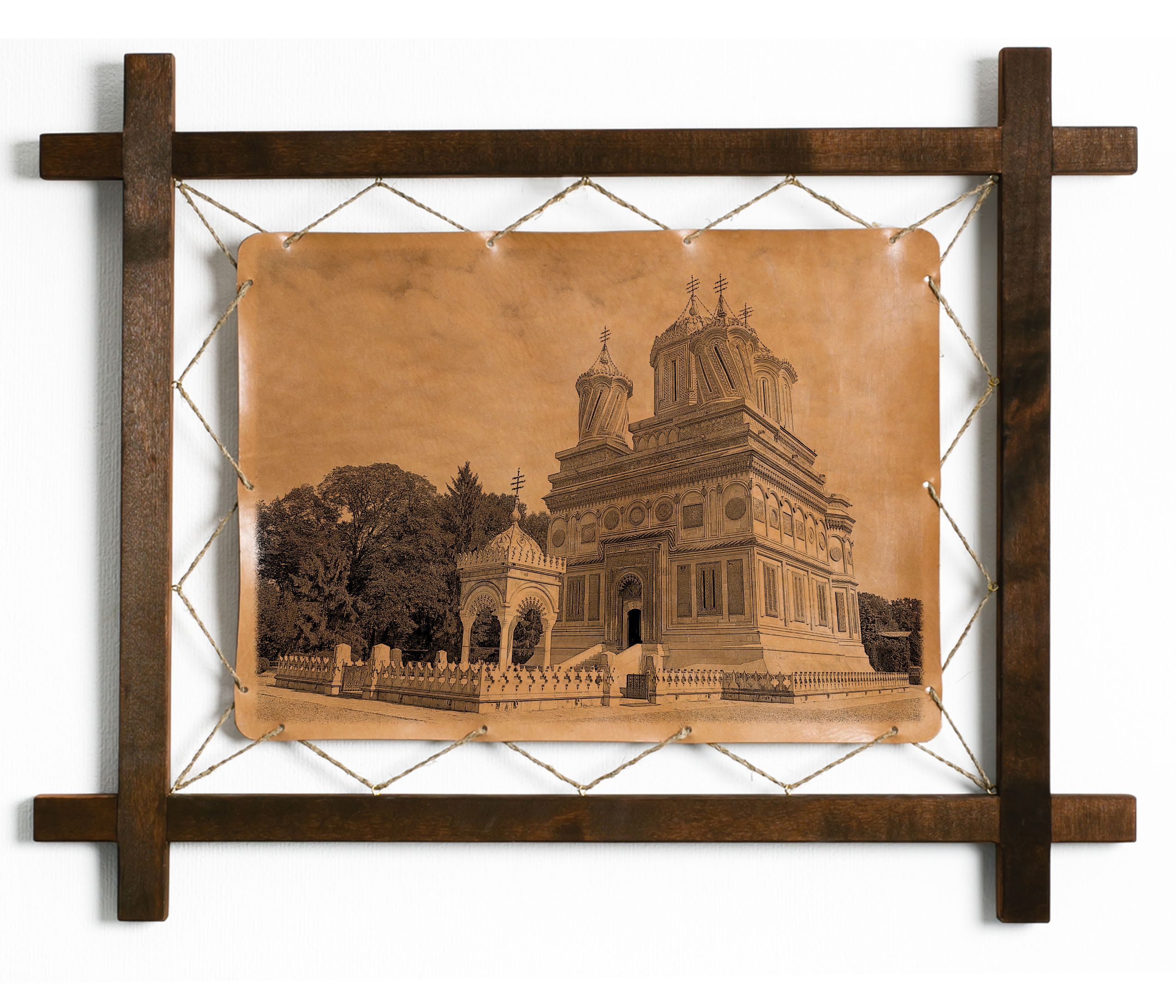 

Картина BoomGift Монастырь в Куртя-де-Арджеш, Румыния, гравировка на натуральной коже, 1193