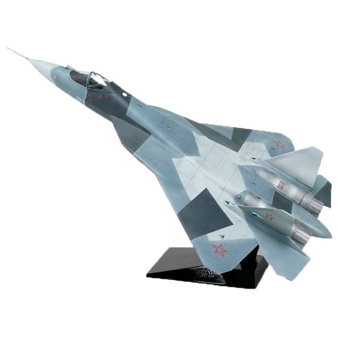 фото Сборная модель истребитель ark-models 72036 вкс россии 5-го поколения