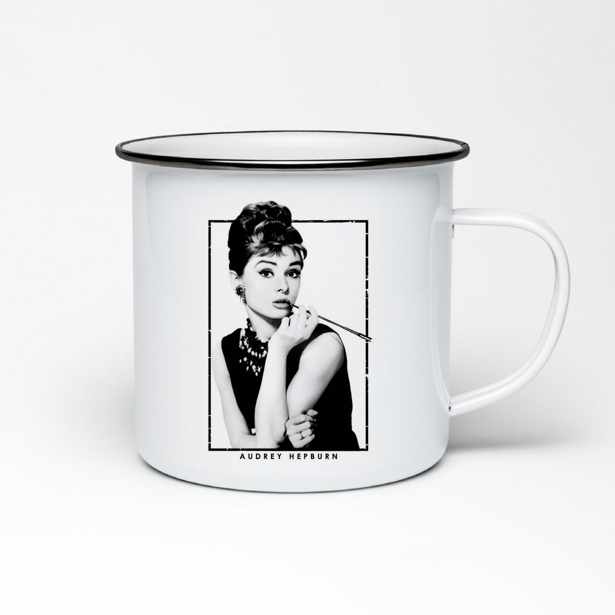 

Кружка металлическая CoolPodarok Одри Хепберн. Audrey Hepburn