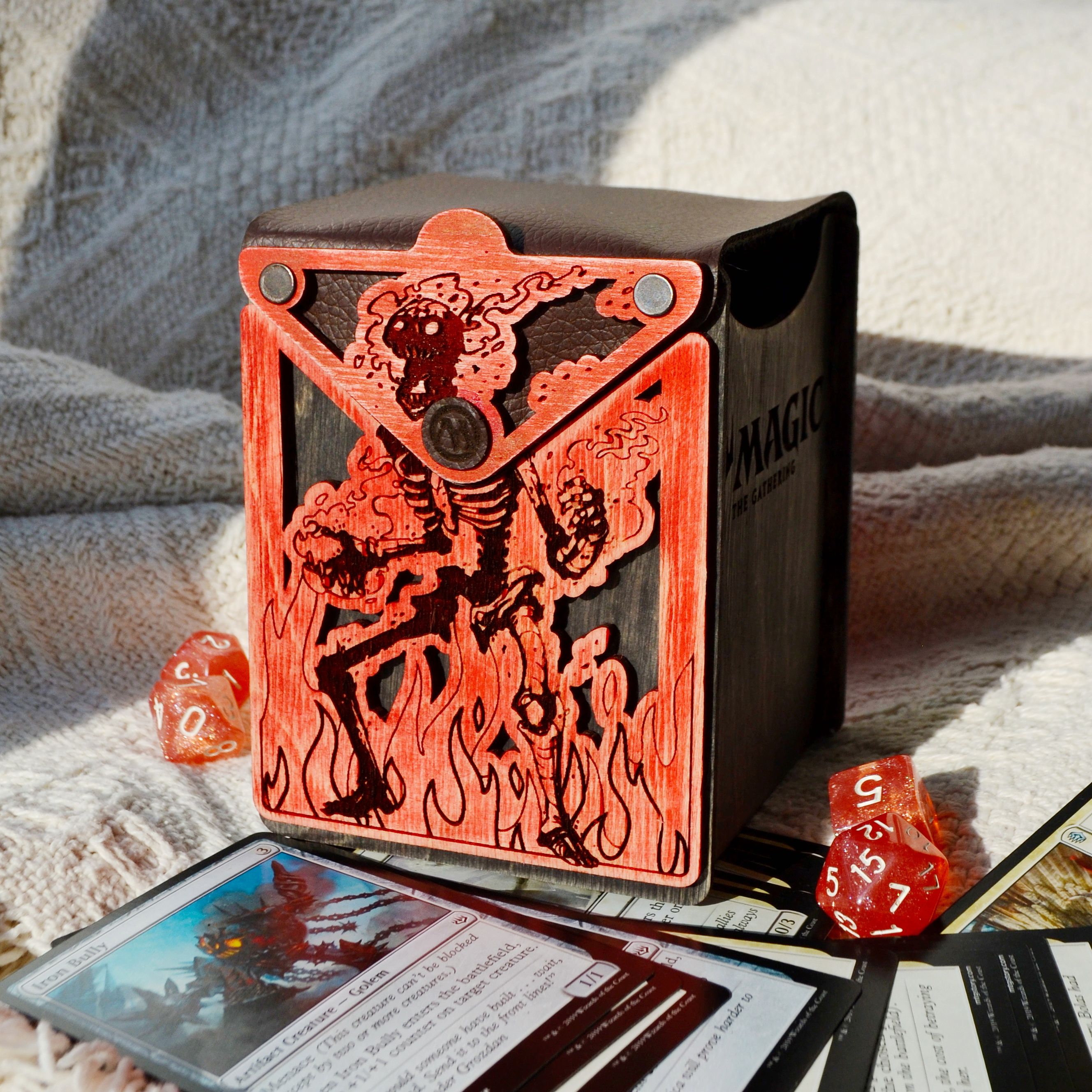 

Deckbox Чудеса Леса MTG Пироман XL (на 120+ карт), magic the gathering, Разноцветный