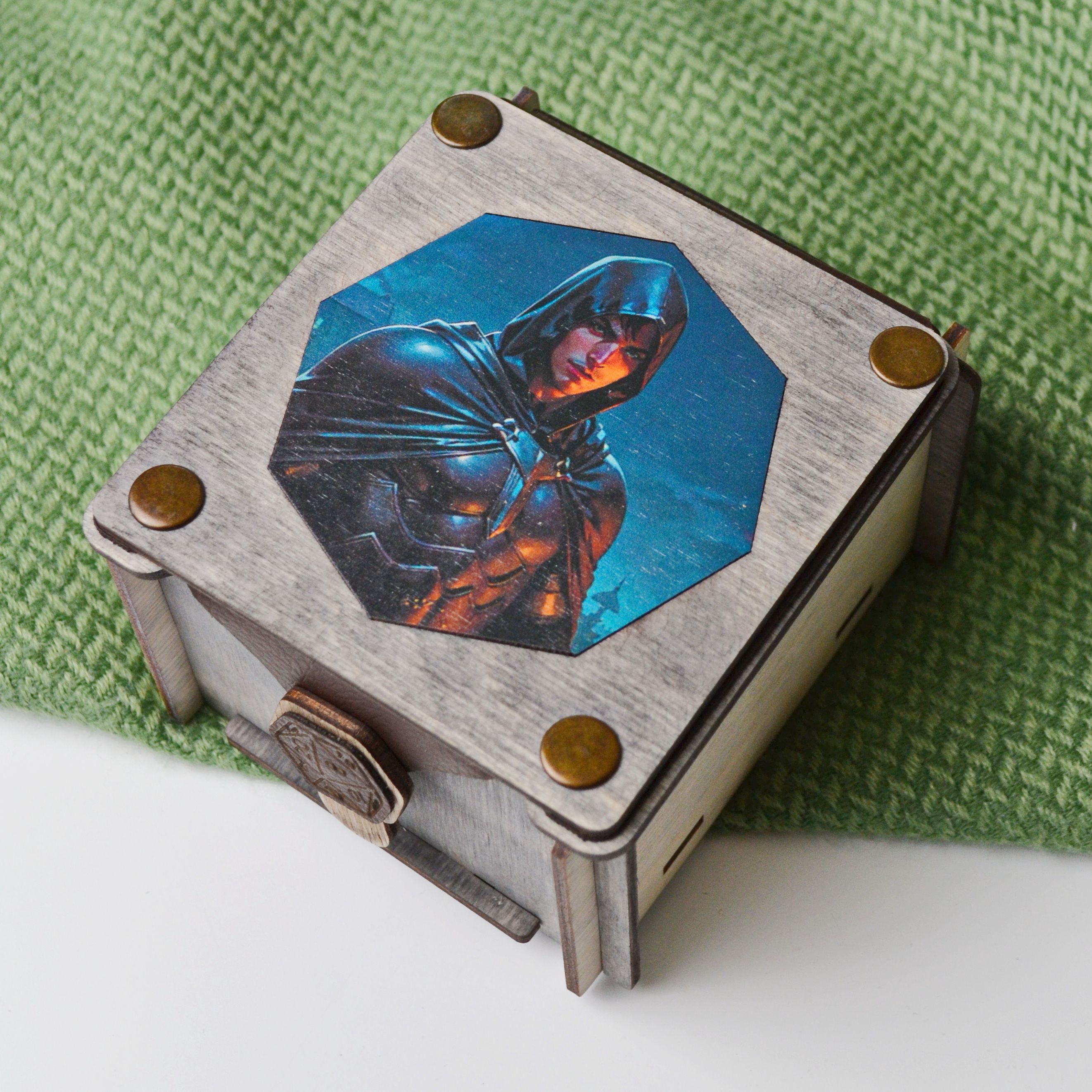 

Кейс для миниатюр днд Чудеса Леса Авантюрист, dungeons and dragons, pathfinder, Разноцветный