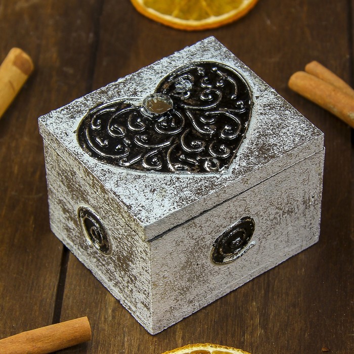 

Шкатулка "Сердце" 7х6х5 см, Indonesian style