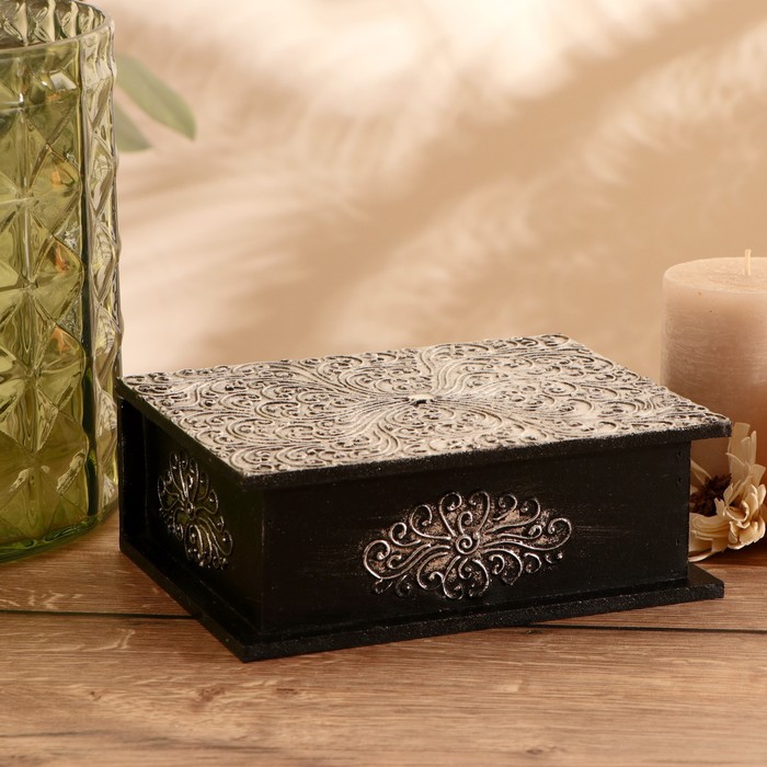 

Шкатулка "Абстракция" дерево 20х15х7,5 см, серебро, Indonesian style