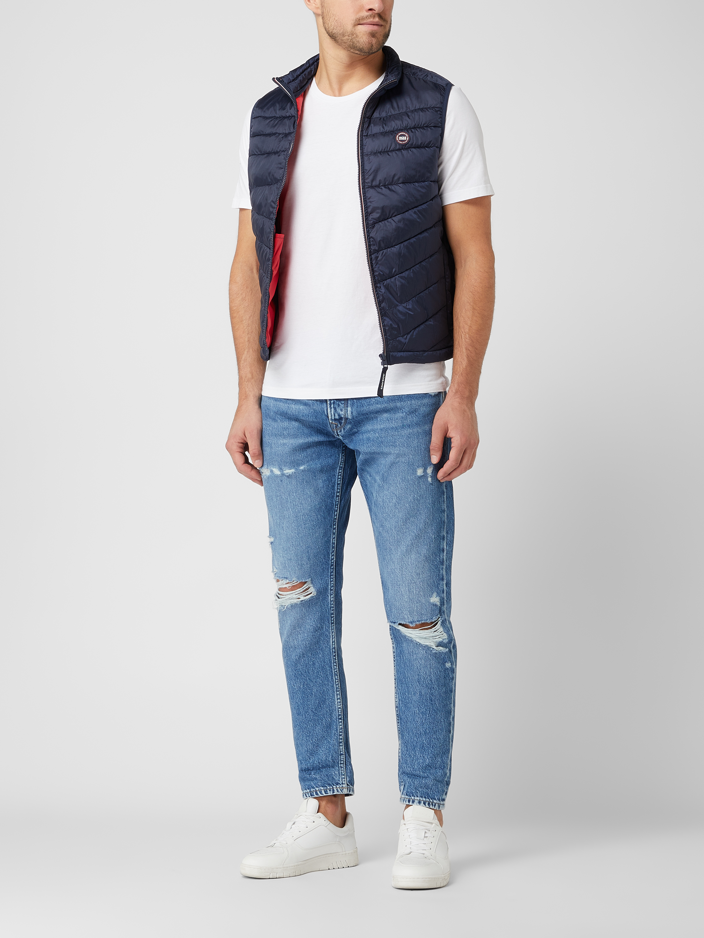 

Утепленный жилет мужской Jack & Jones 1585833 синий XS доставка из-за рубежа, 1585833