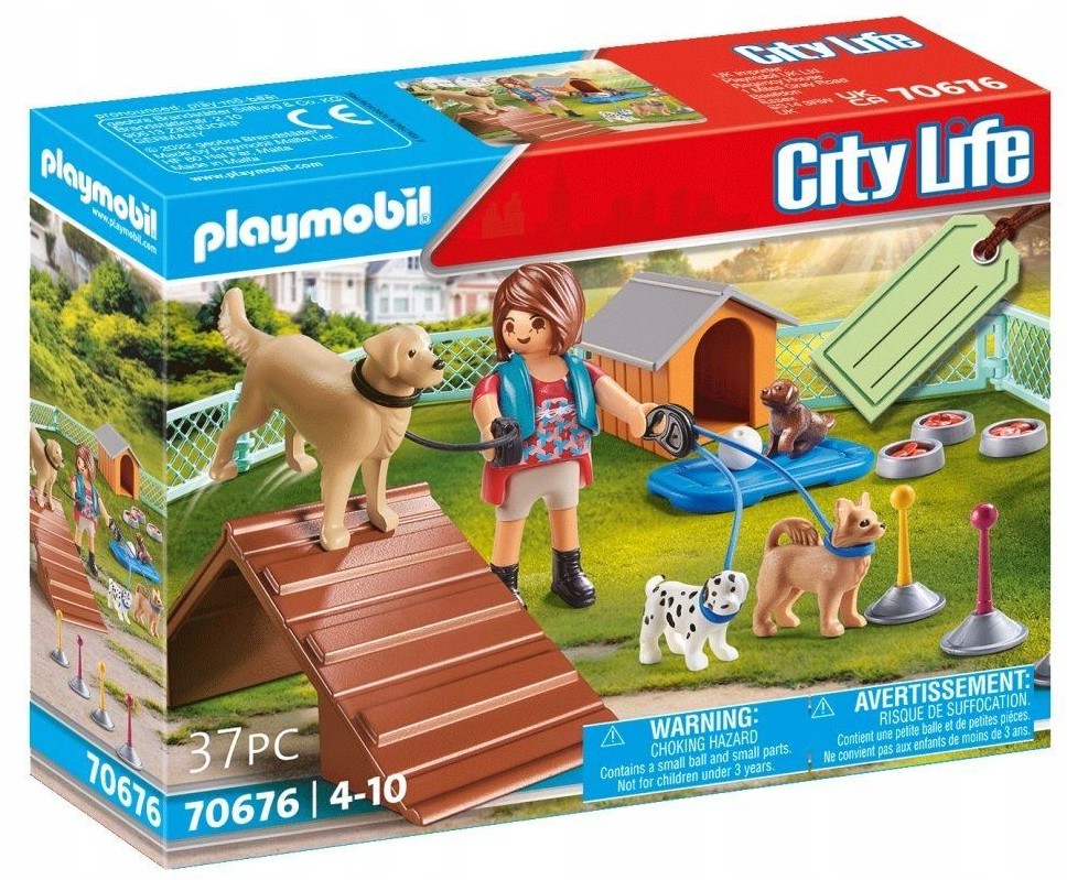 Игровой набор Playmobil City Life Дрессировщик собак 70676 37 элементов