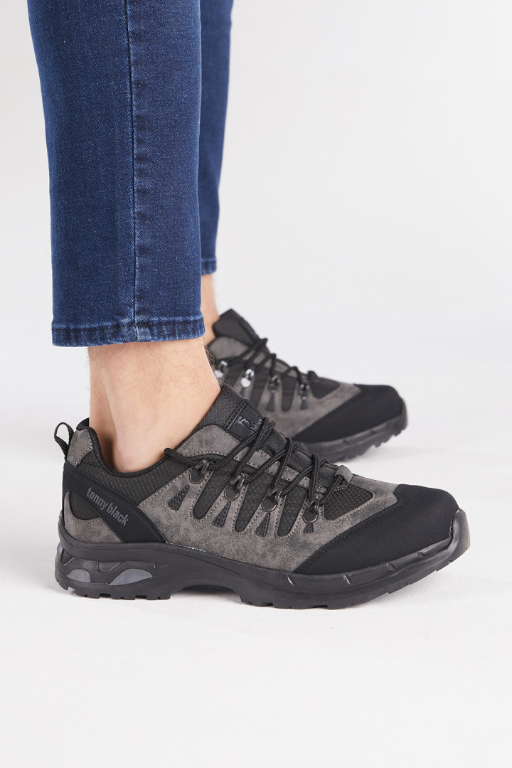 

Полуботинки мужские Tonny Black TB030A-0_250 черные 42 EU (доставка из-за рубежа), TB030A-0_250