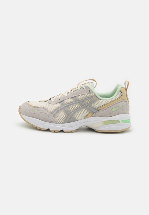 

Кроссовки мужские Asics Sportstyle Gel-1090V2 Unisex бежевые 48 EU (доставка из-за рубежа), Бежевый, Sportstyle Gel-1090V2 Unisex