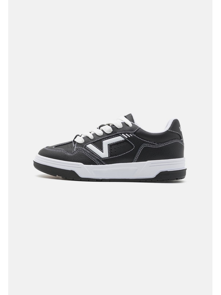 

Кеды унисекс VANS VA215O0DR черные 43 EU, Черный, VA215O0DR