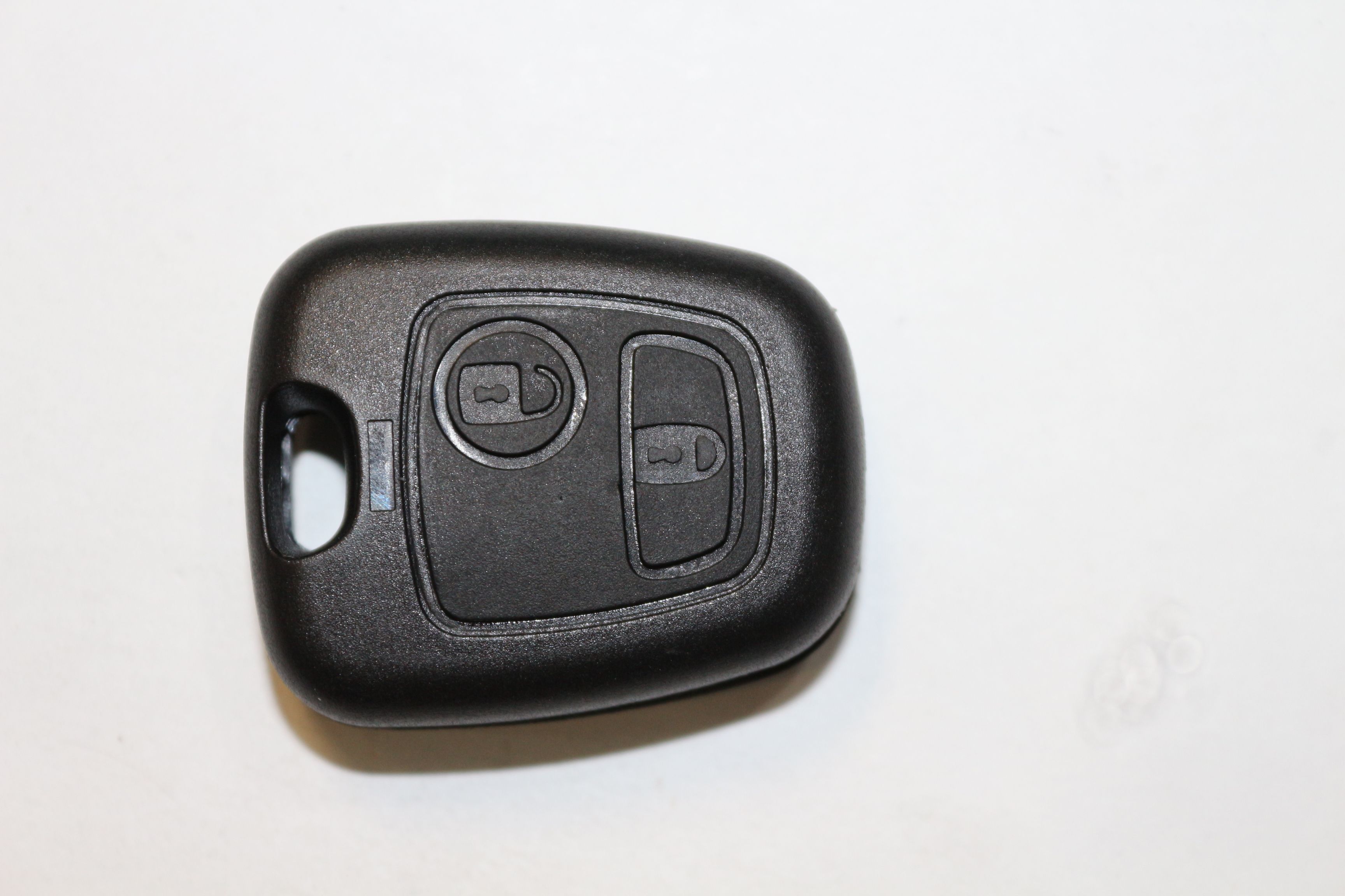 

Ключ зажигания Autokey, заготовка для Peugeot, дист.(корпус) (2 кнопки), Для разных моделей автомобилей Peugeot