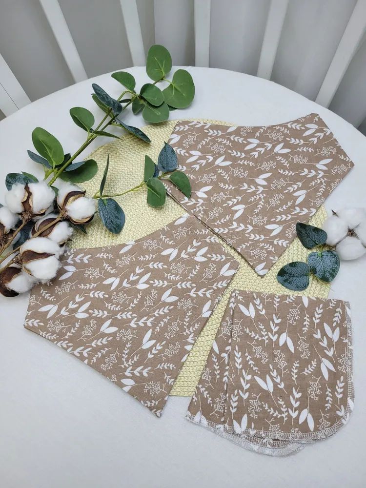 Нагрудники муслиновые 