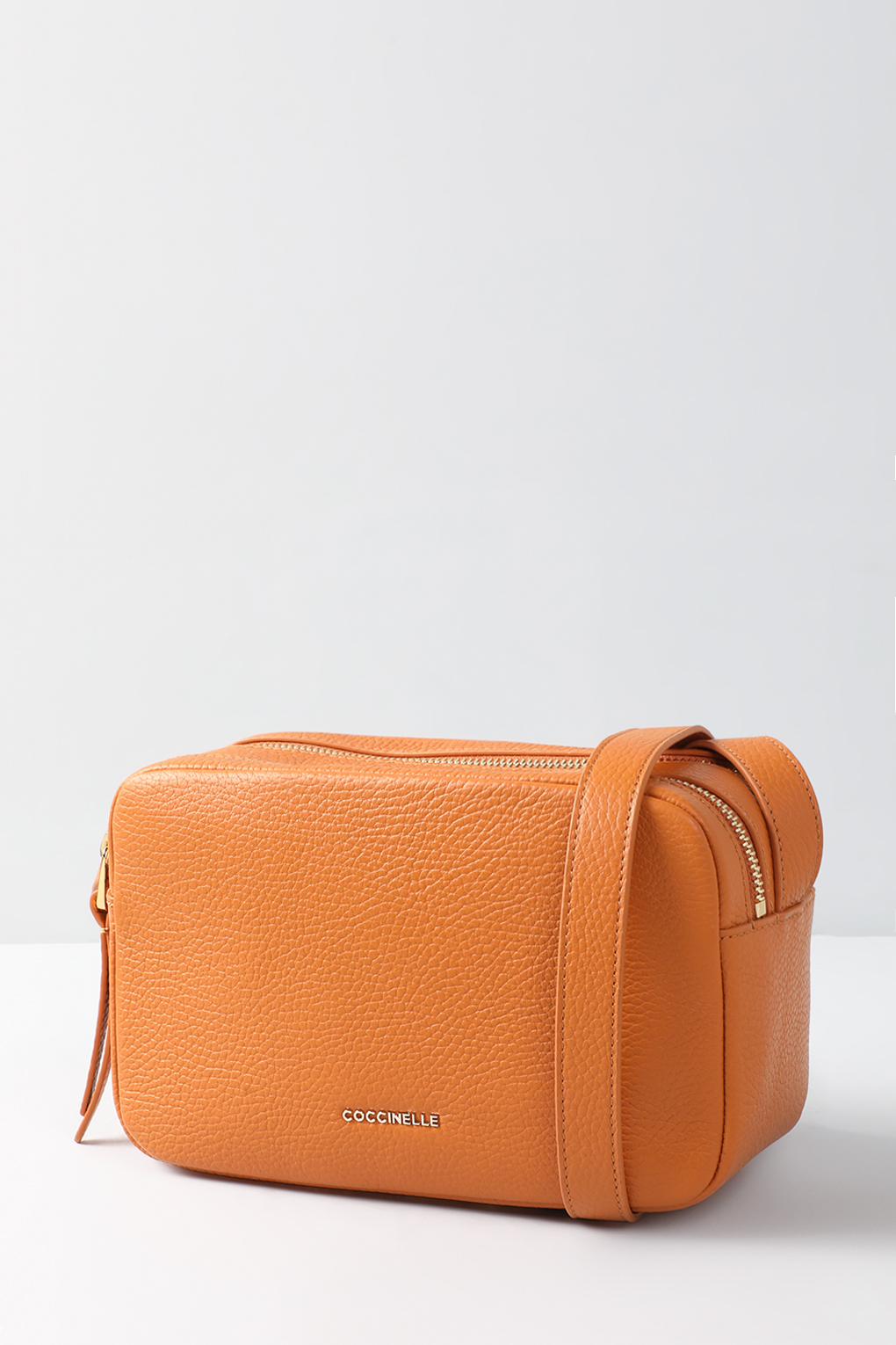 

Сумка кросс-боди женская Coccinelle E1 N15 15 02 01 оранжевая, Оранжевый, E1 N15 15 02 01