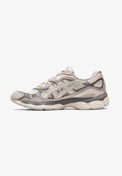 

Кроссовки женские Asics Sportstyle Gel Nyc Unisex бежевые 40 EU (доставка из-за рубежа), Бежевый, Sportstyle Gel Nyc Unisex