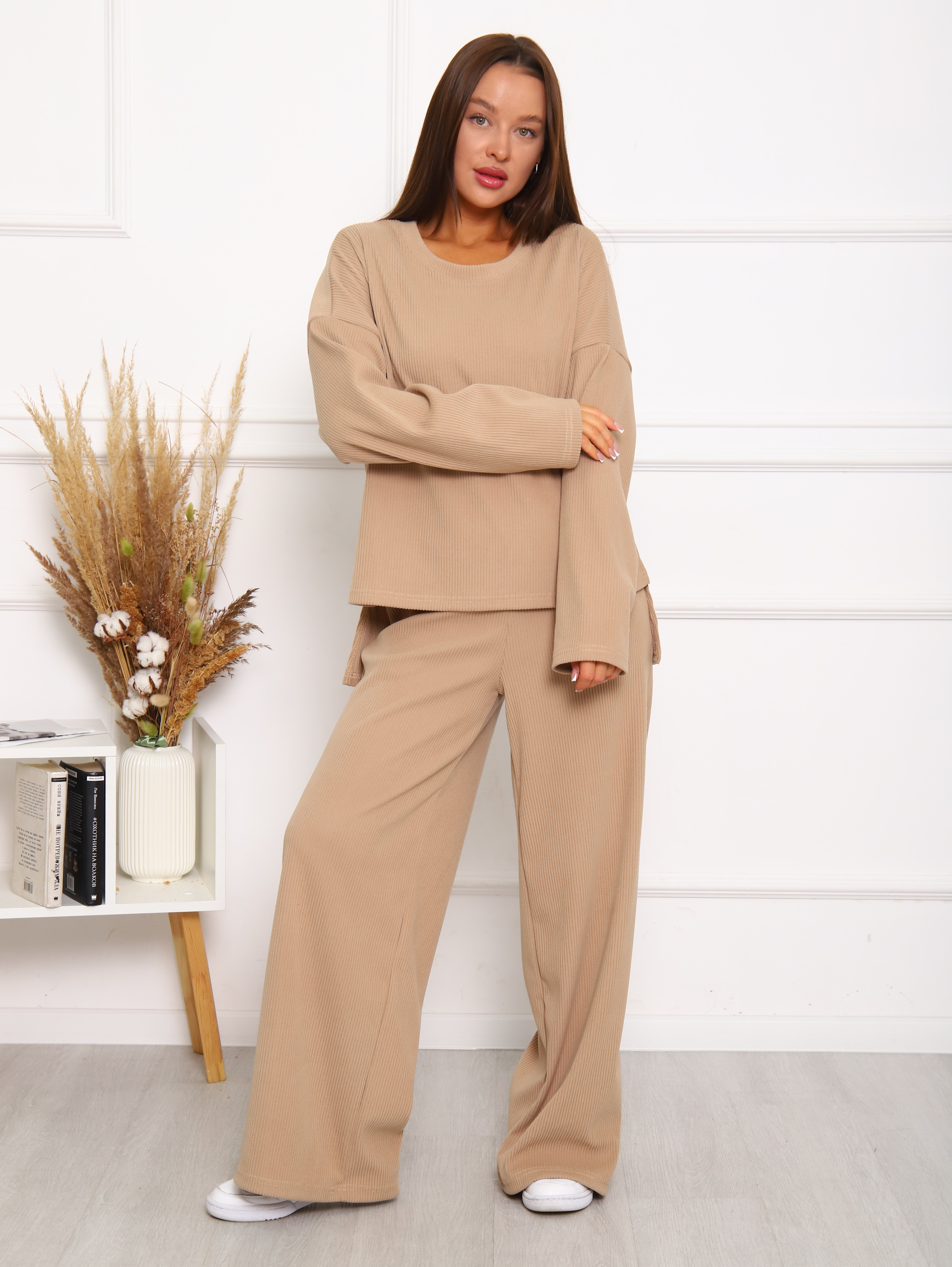 

Костюм женский ИвГрадТрикотаж К230 Жанна бежевый 42 RU, К230 Жанна