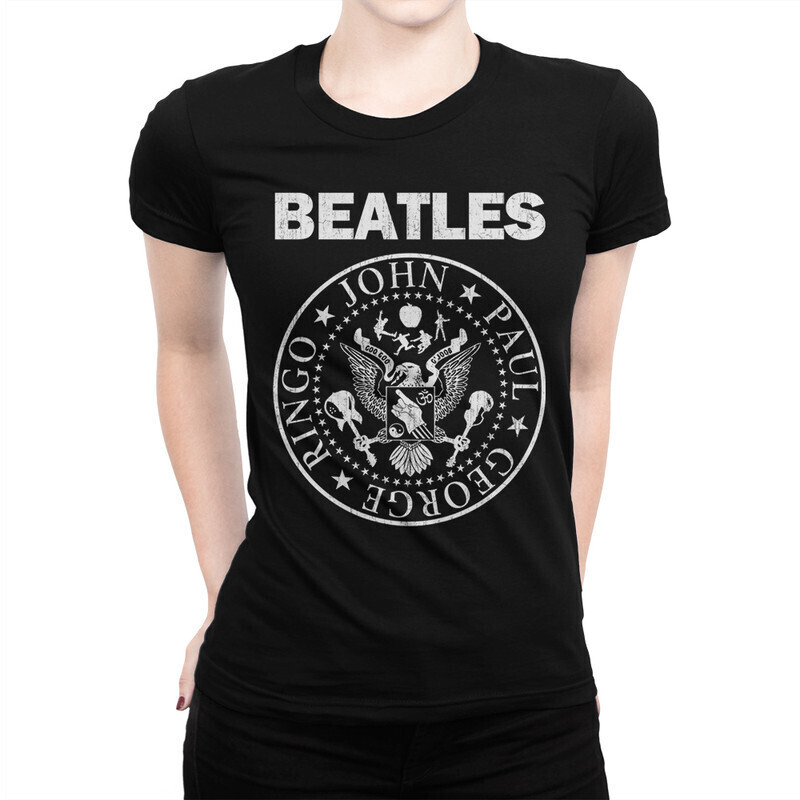 

Футболка женская Dream Shirts The Beatles 1000417-1 черная L, Черный, The Beatles 1000417-1