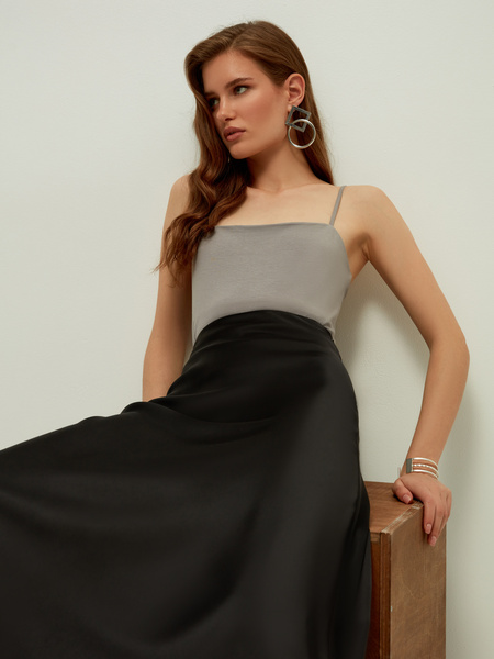 

Майка женская ZARINA 2367504404 серая XS, 2367504404