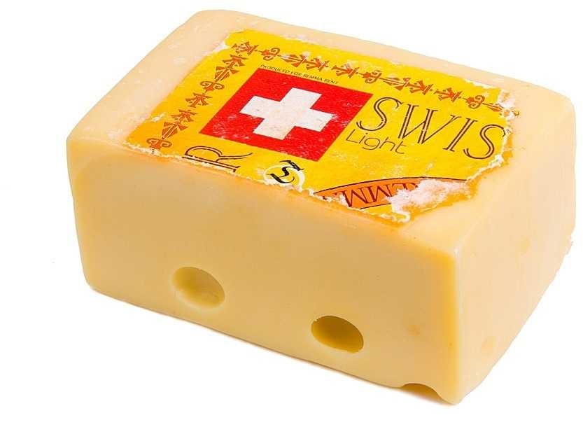 

Сыр полутвердый Margot Fromages Swisstaler Свиссталер легкий 20% БЗМЖ