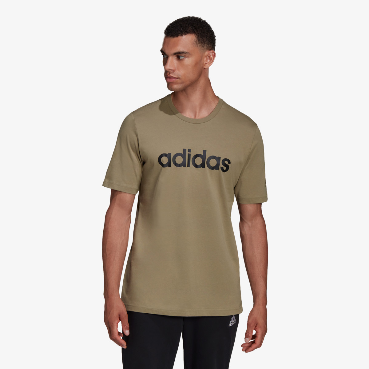

Футболка мужская Adidas HC4962 зеленая S, HC4962
