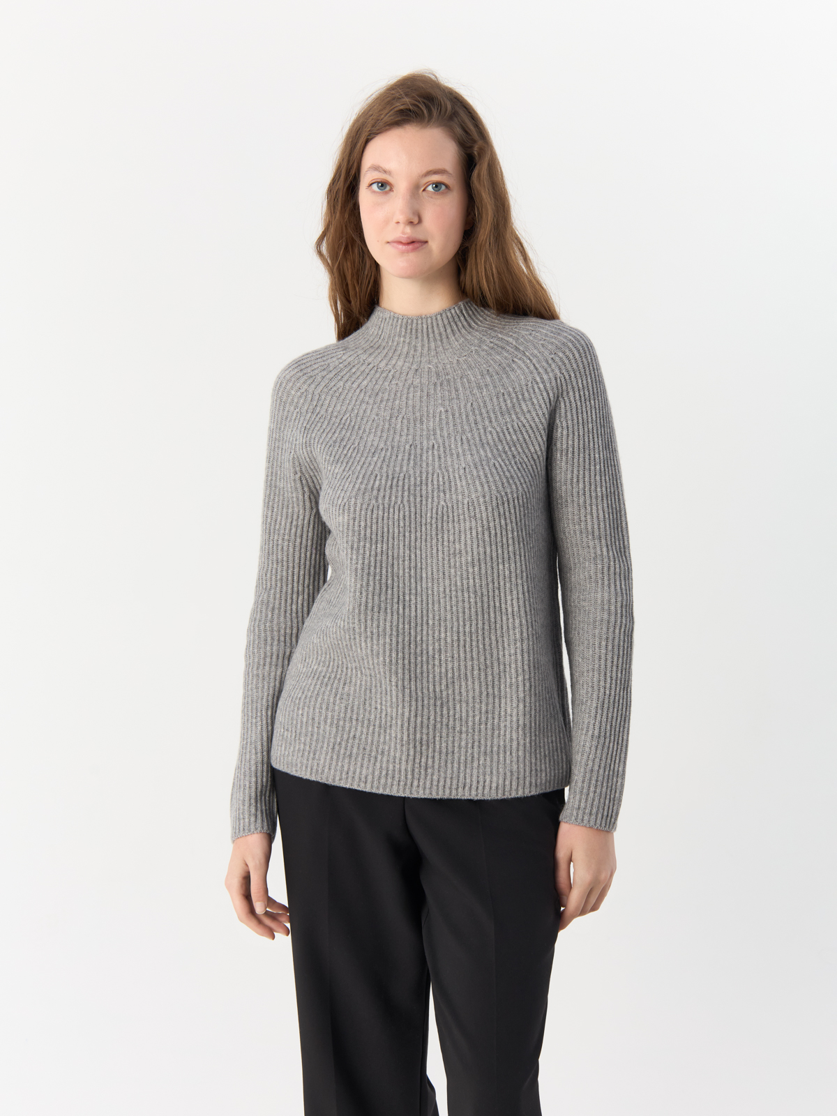 

Джемпер женский Gerry Weber 271047-35745 серый, 40, 271047-35745
