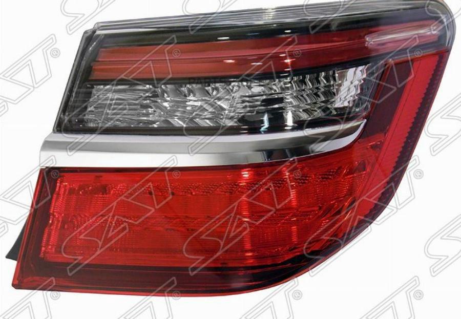 

SAT Фонарь задний TOYOTA CAMRY 14-18 RH