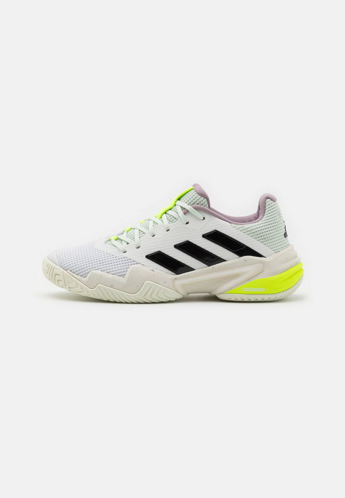

Кроссовки женские Adidas Performance AD541A2C4 белые 38 2/3 EU, Белый, AD541A2C4