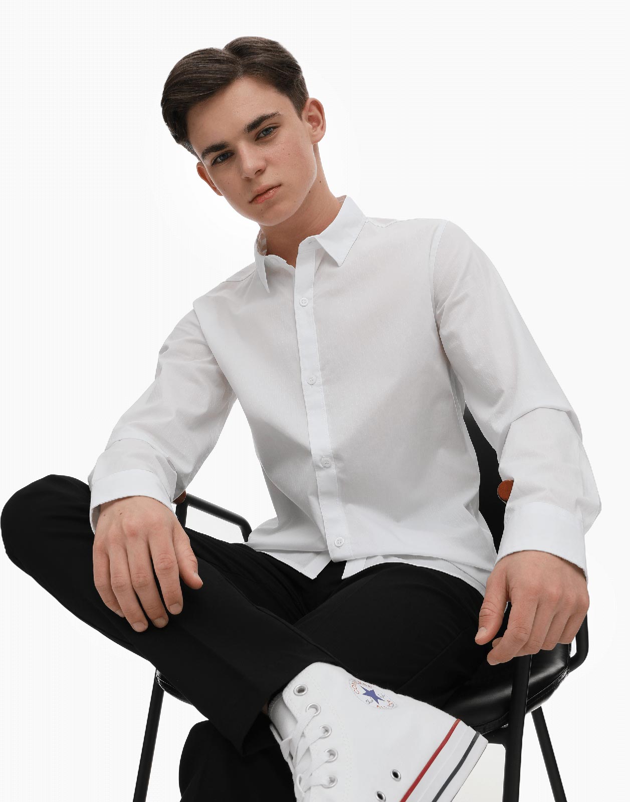 Белая рубашка из жаккардовой ткани для мальчика